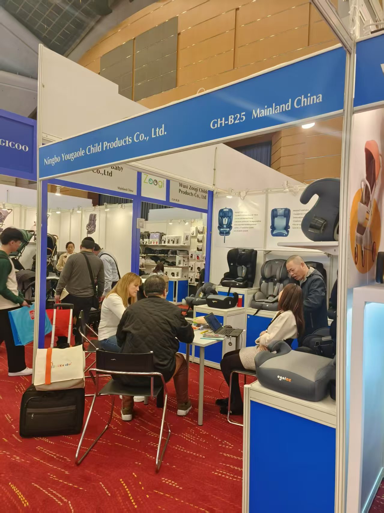 Ningbo Yougaole은 2024 년 홍콩 국제 전시회에서 데뷔