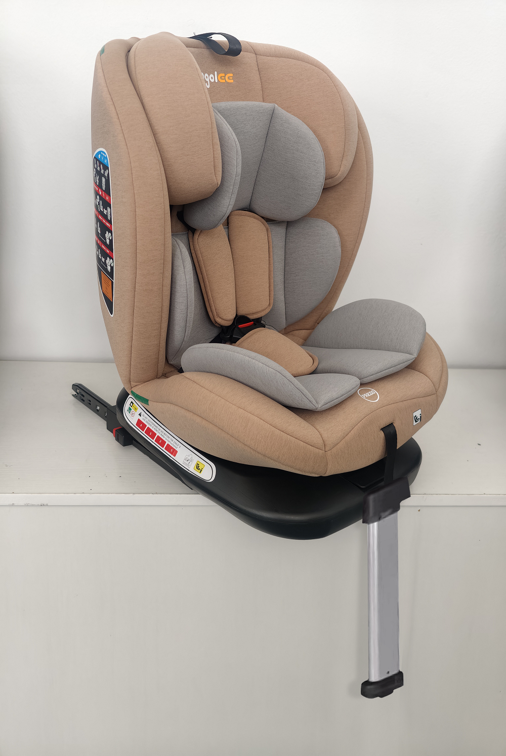 Ogolee는 7 월에 지원 레그를 가진 혁신적인 40-150cm 카시트를 출시하여 타의 추종을 불허하는 가치를 제공합니다.